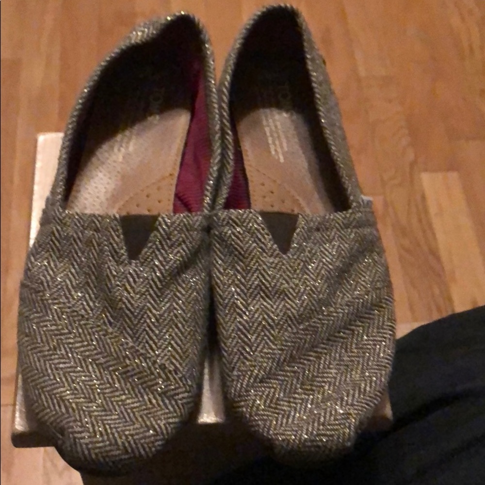 Toms 9.5